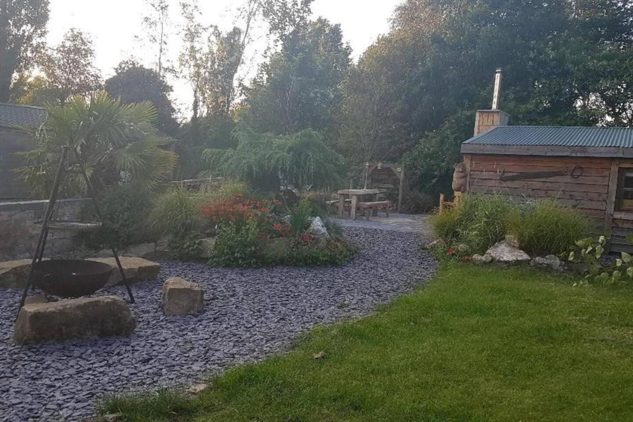 Charming 2-Bed Cabin In Sutton Coldfield Exterior photo
